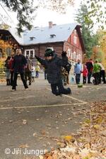 Perníkiáda s VŘSR 2010 - obskakování žabí královny